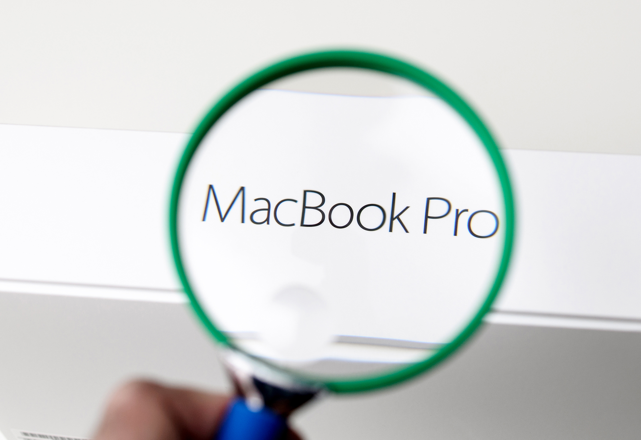 A Complete Guide to Buying Refurbished MacBooks